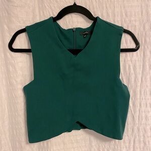 Talula | Aritzia Dark Green VNeck Halter Crop Top - Small